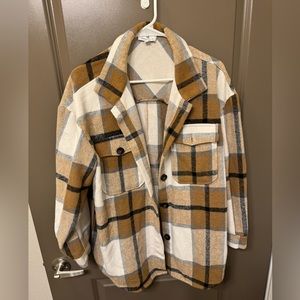 Urban Daizy plaid shacket, size L, neutral tones